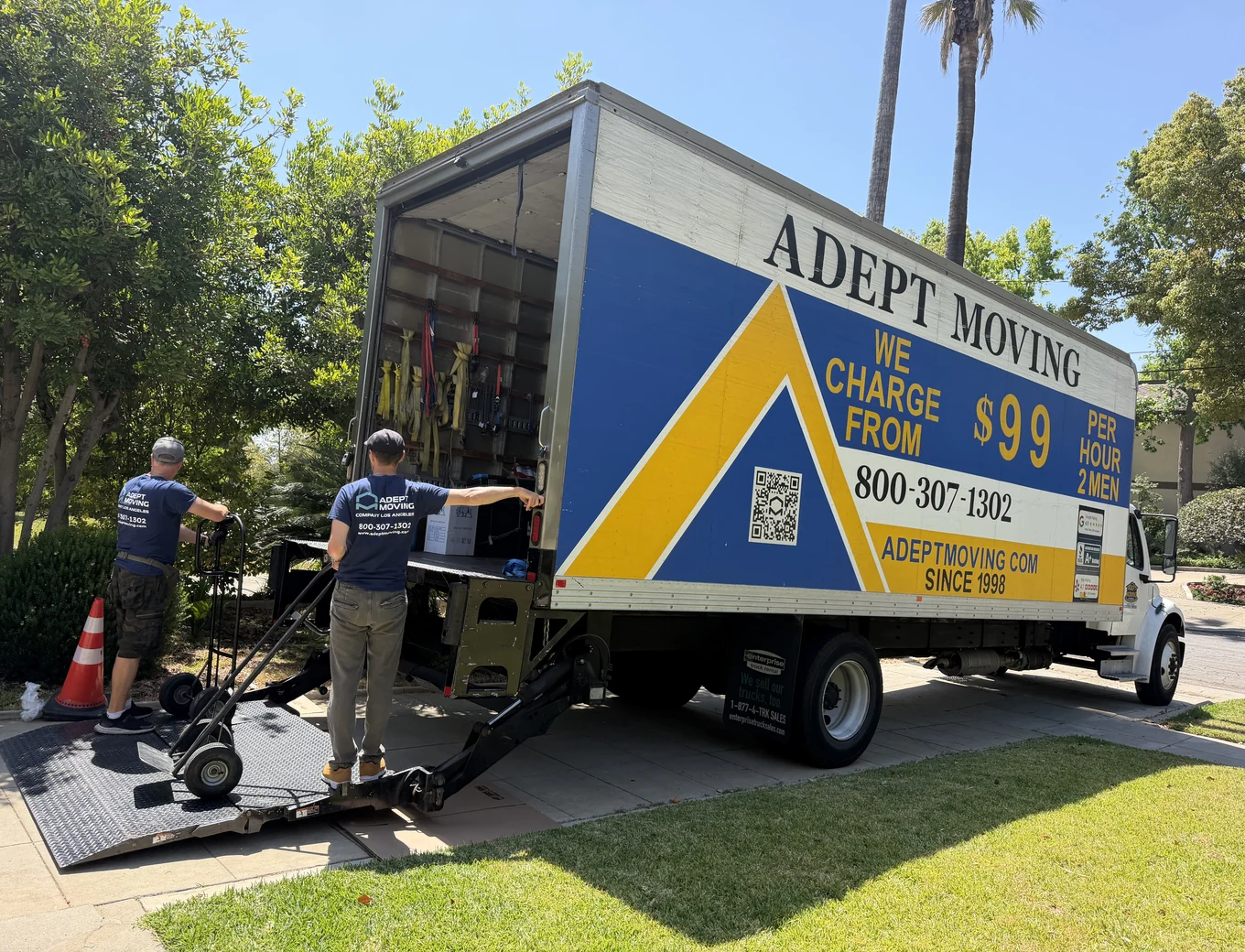 Adept Moving crew on a local move in Pasadena