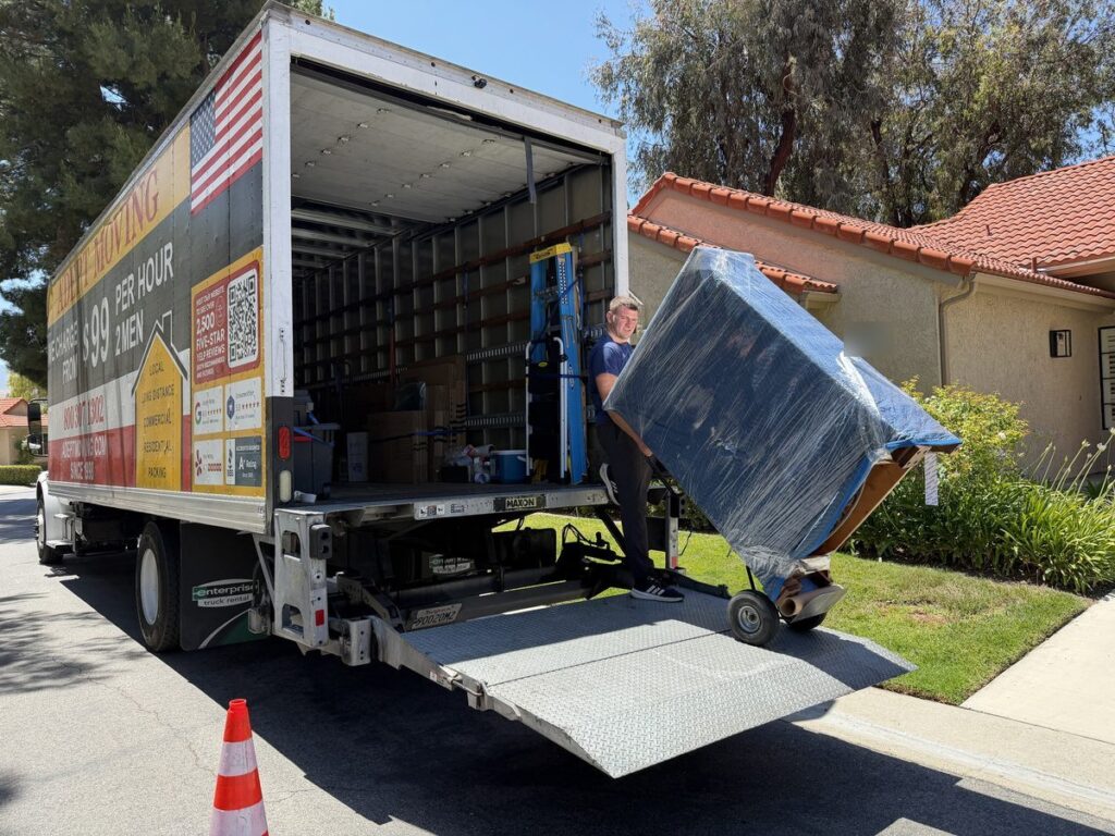 Move from a Gated Community on Avenue of the Oaks in Santa Clarita